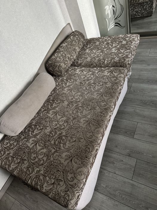 Продам диван-ліжко (софа)