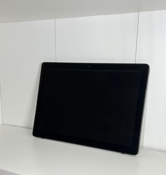 Dell Latitude 5285
• Procesor: Intel Core i3-7100U