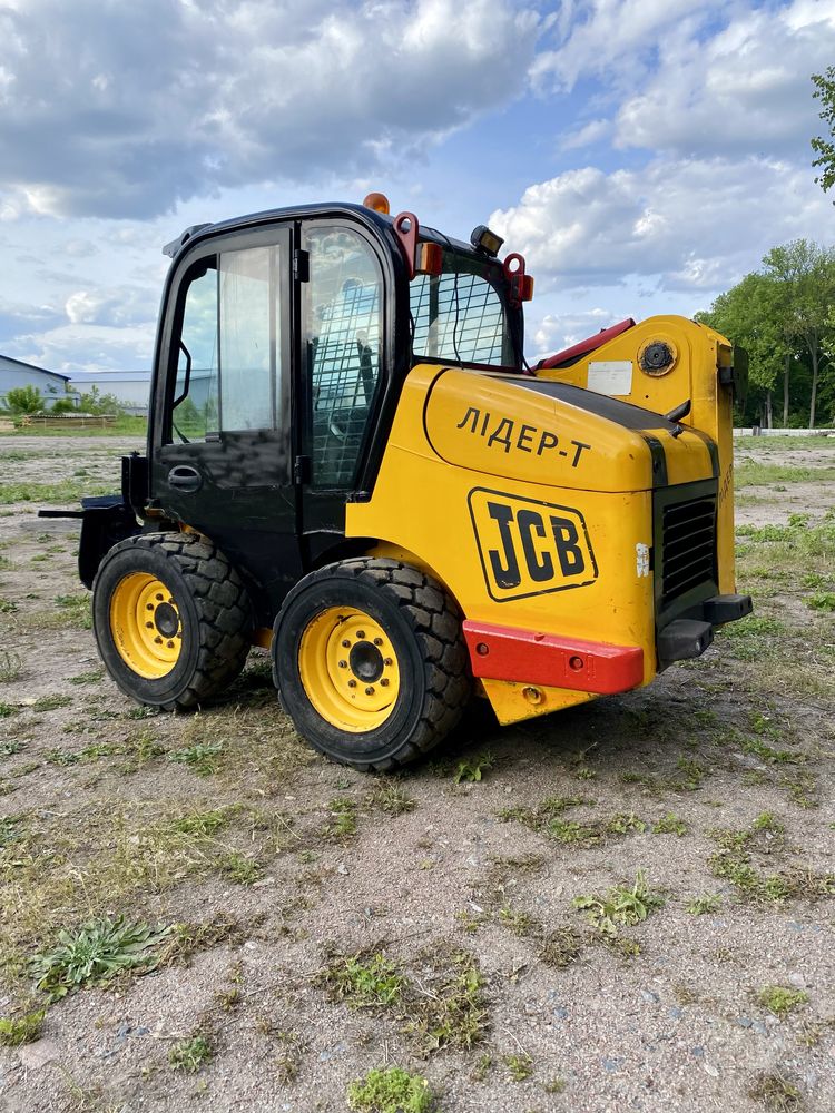 JCB -180 Универсальный Погрущик-Экскаватор