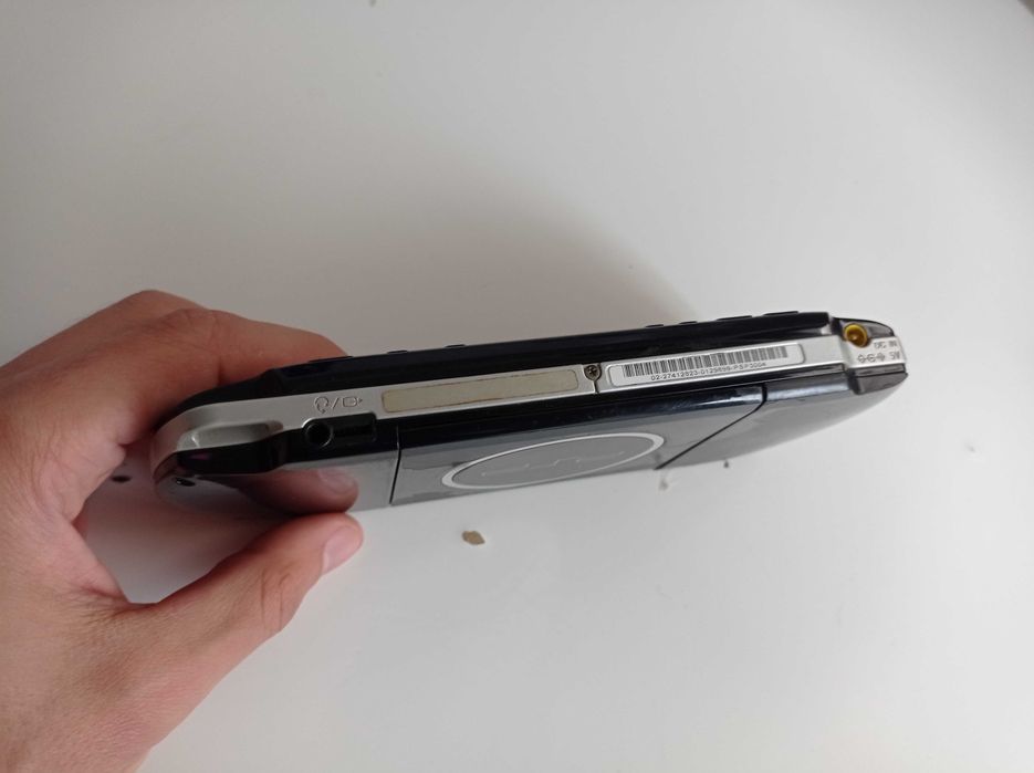 PSP 3004 "chipada" com adaptador micro sd