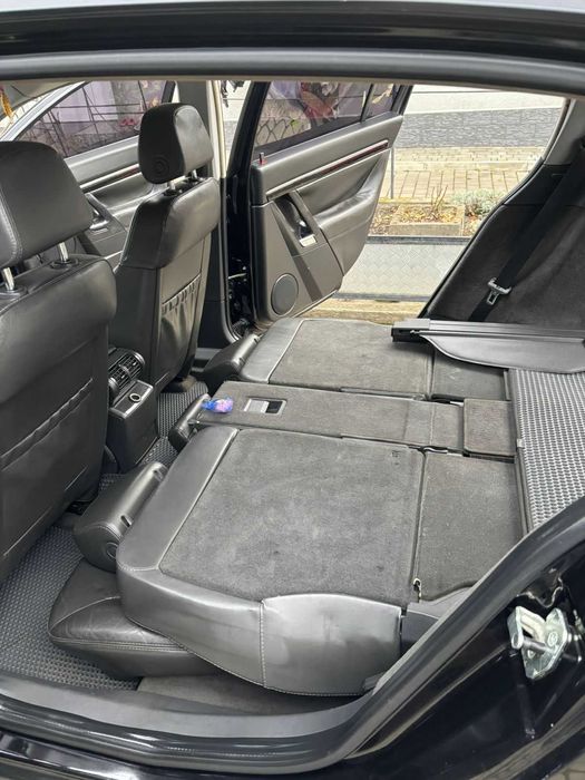 Продам автомобіль Opel Signum