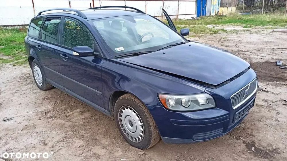 VOLVO V50 NA CZĘŚCI