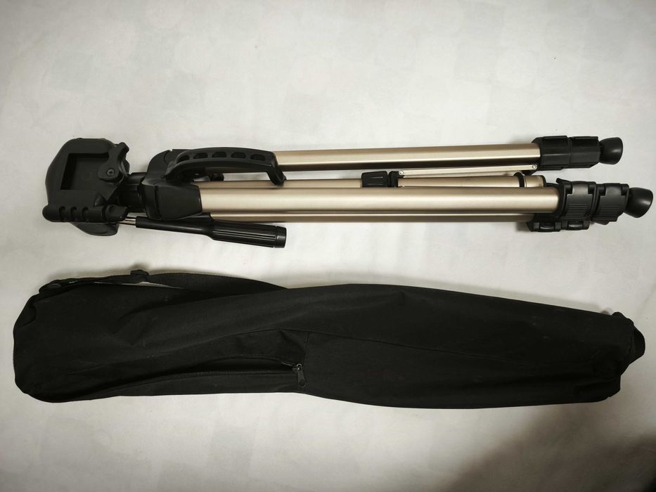 CANON EOS 700D + 3 Lentes + Acessórios