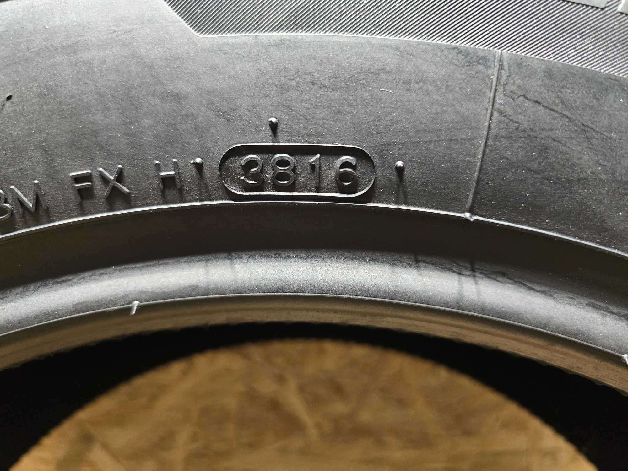 Opona pojedyńcza 235/60/17 106H XL Hankook Winter icept Evo 2 SUV
