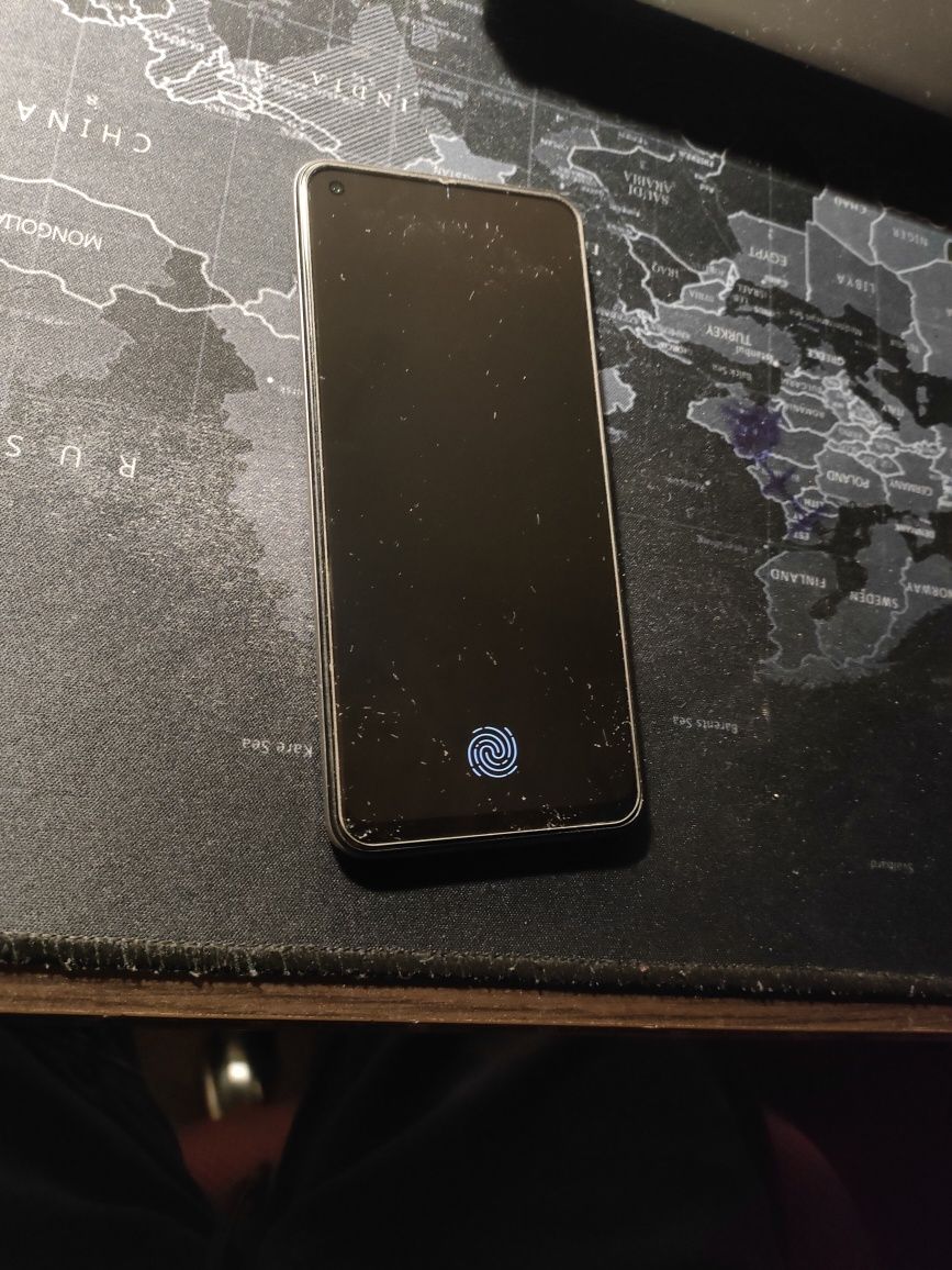 Realme 8 6gb ram 128gb android 13