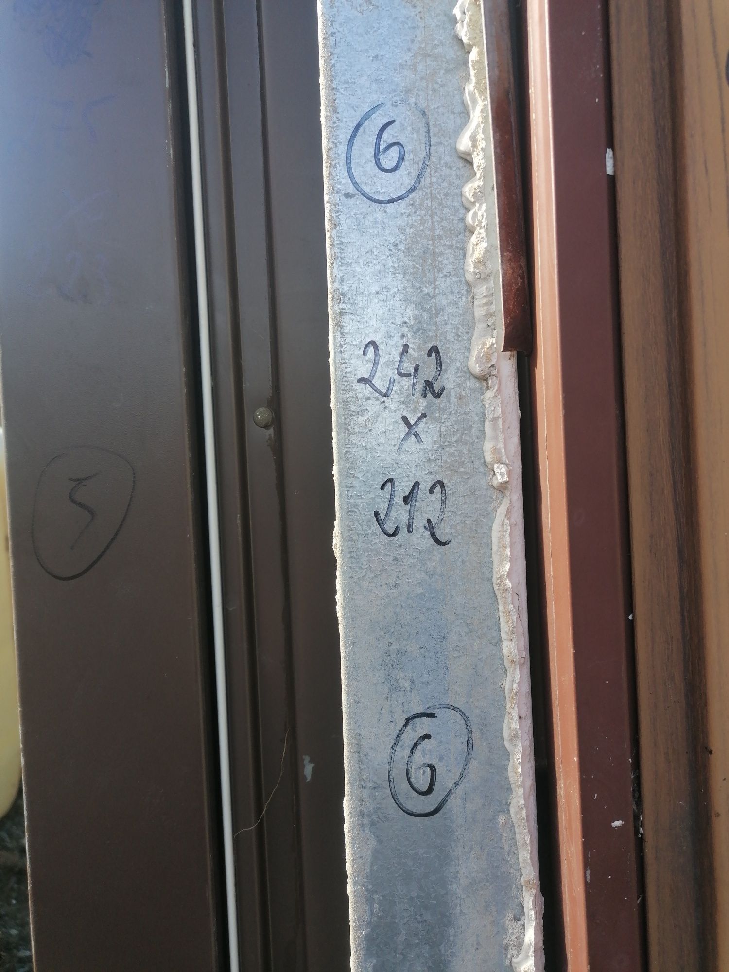 (6)brama garażowa uchylana uchylna 242x212
