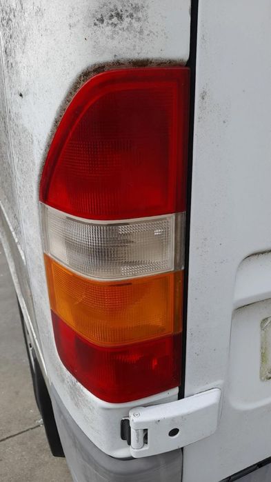 Farolim esquerdo MERCEDES-BENZ Sprinter 2-t Combi (901, 902)