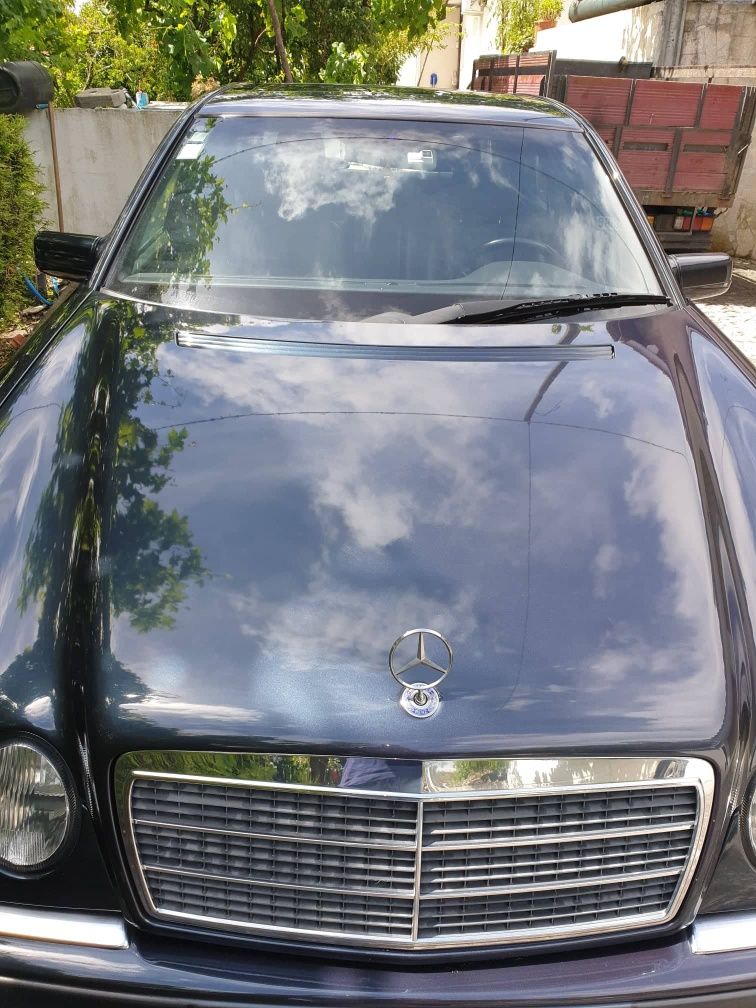 Mercedes E320 pré clássico