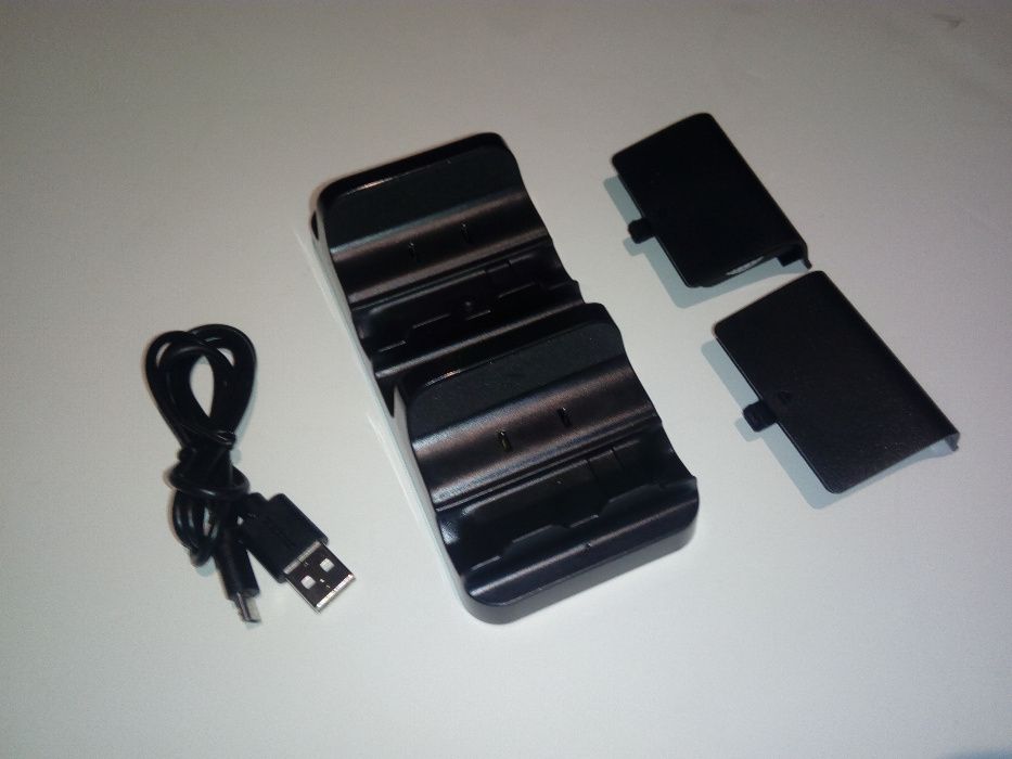 Base Carregador de comandos Xbox One + 2 baterias Branco ou Preto