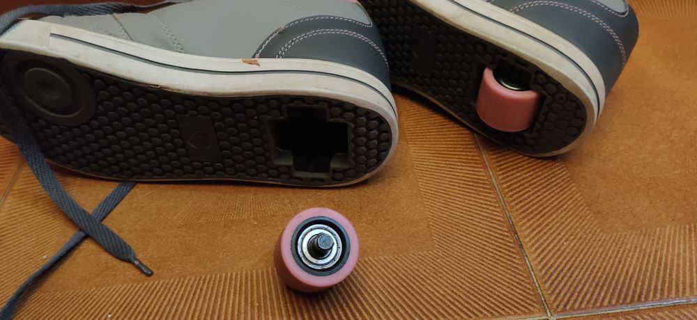 Ténis com rodas Skate-Mate