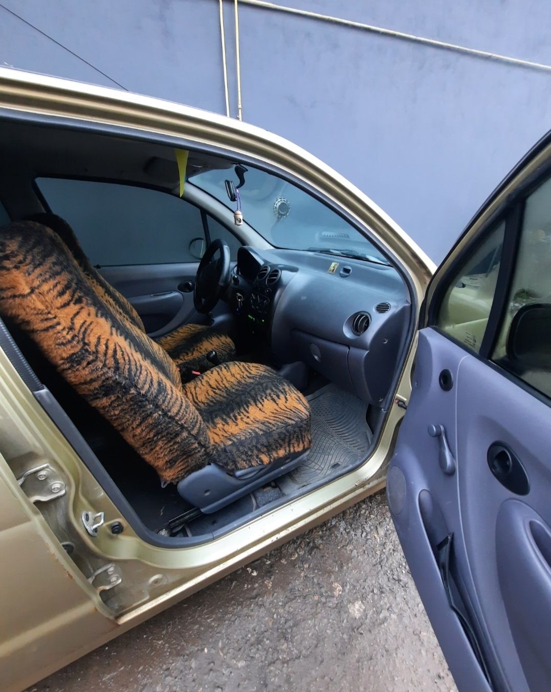 Автомобіль Daewoo Matiz
