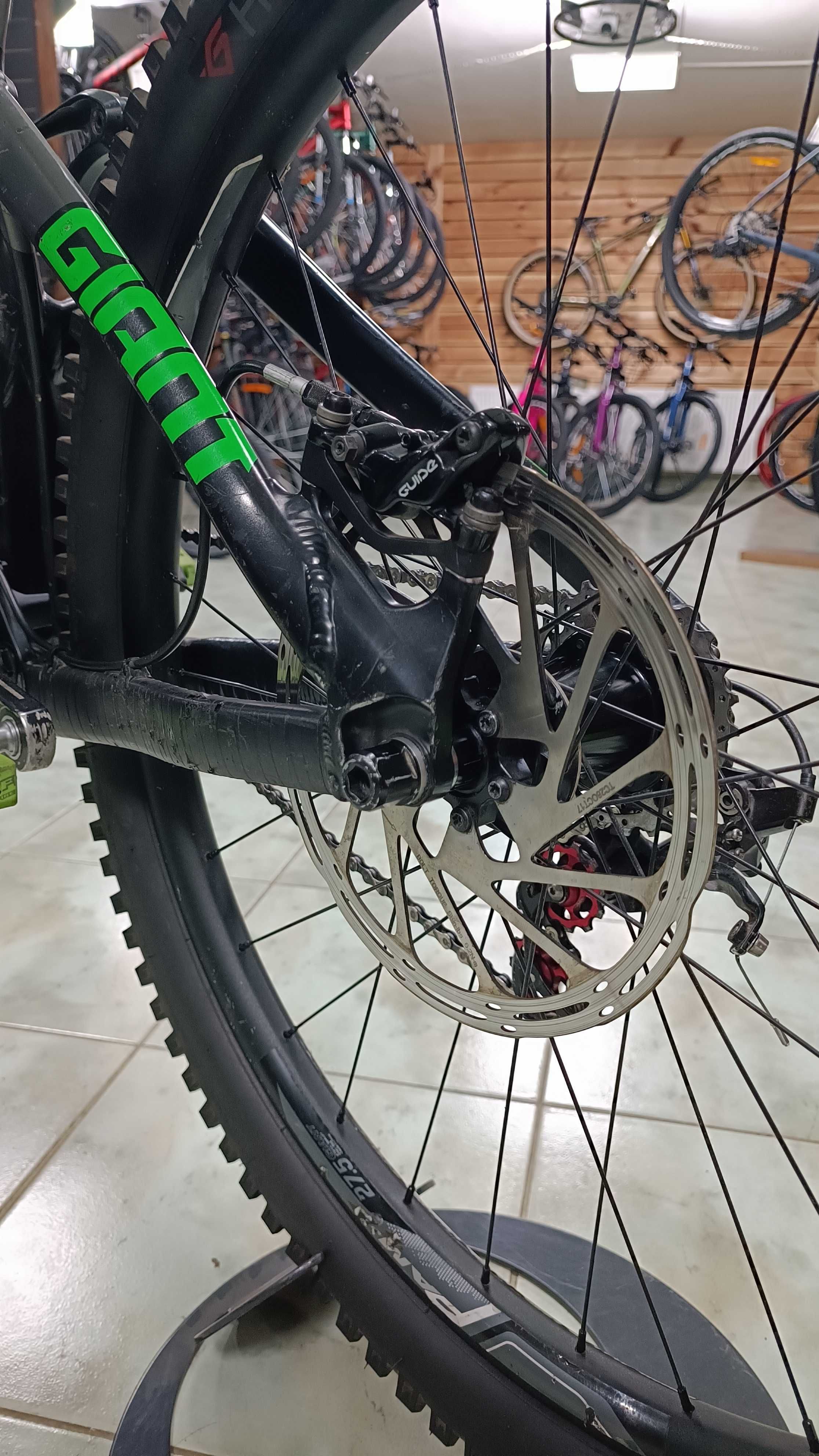 Велосипед Giant glory 27.5 роз.М.