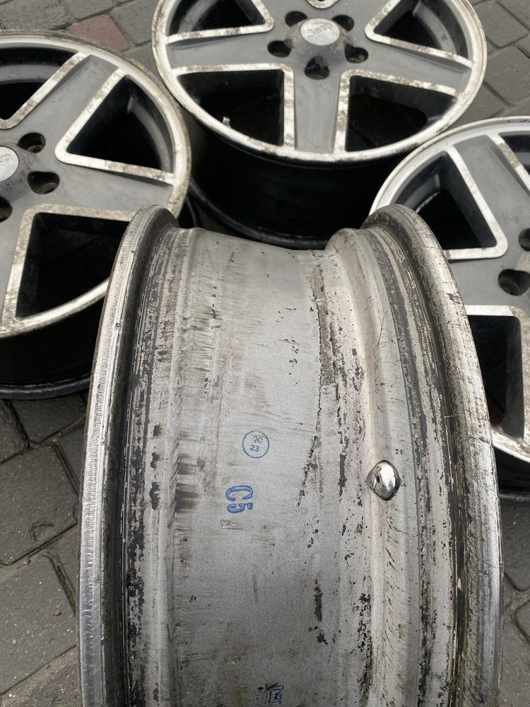 Диски R17 5x114.3 6.5J ET39