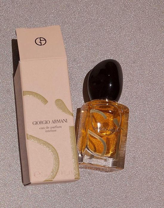 Woda perfumowana dla kobiet Si Intense Giorgio Armani
