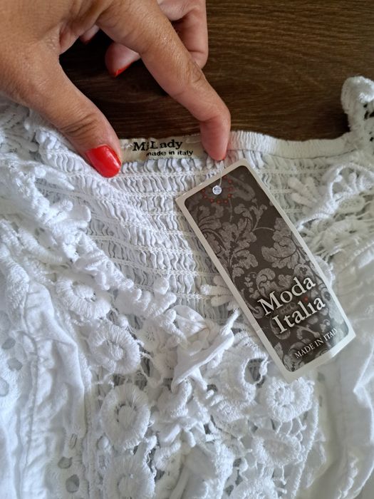 Włoska ażurowa sukienka z metką