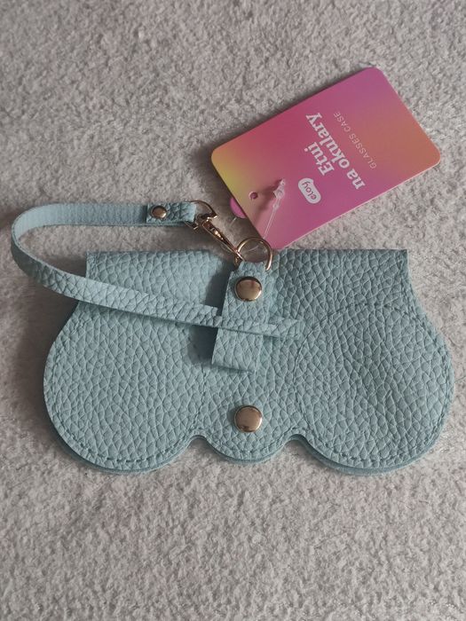 Eloy nowe etui na okulary Rossmann baby blue glasses case