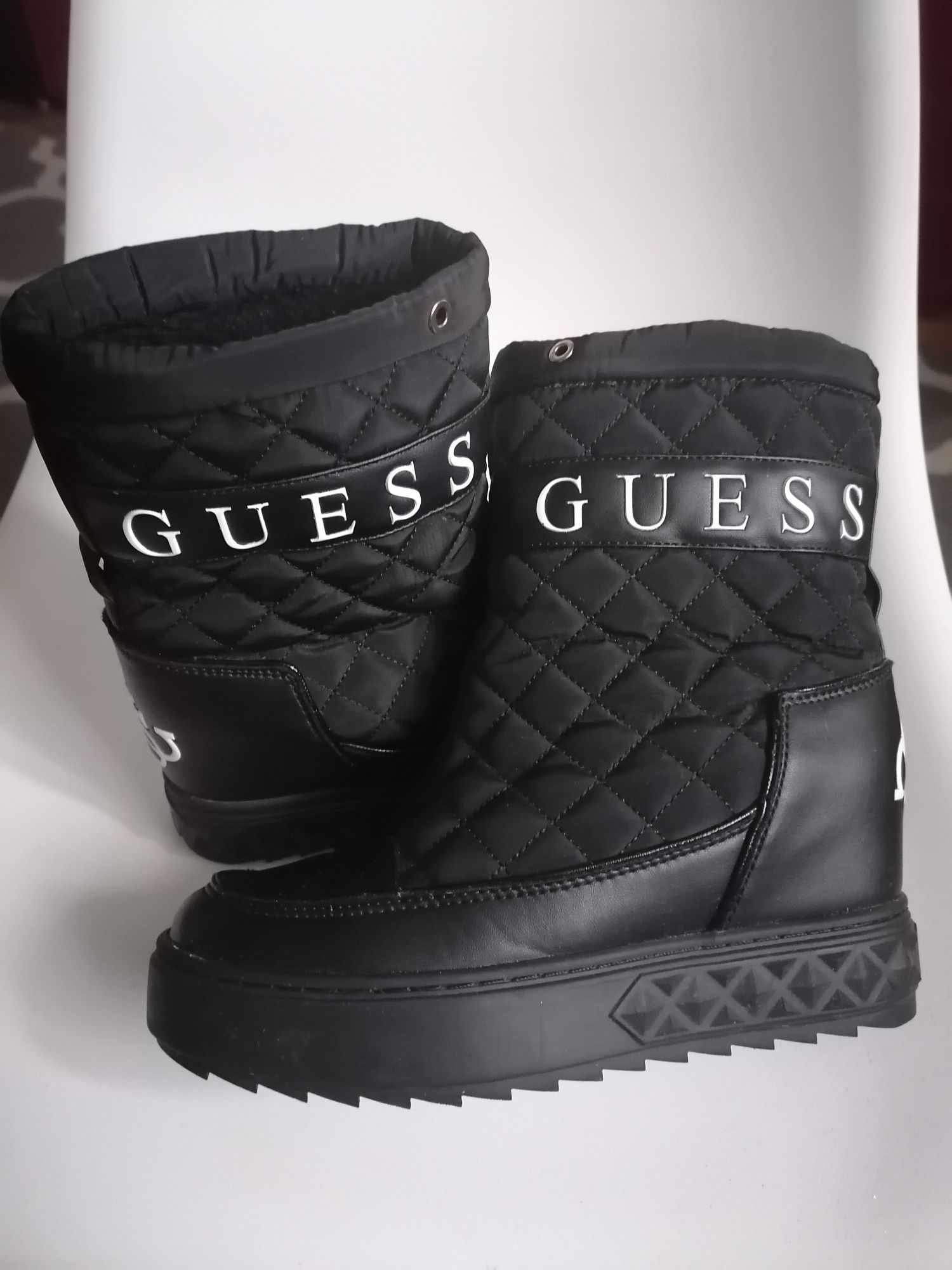 Śniegowce Guess 37