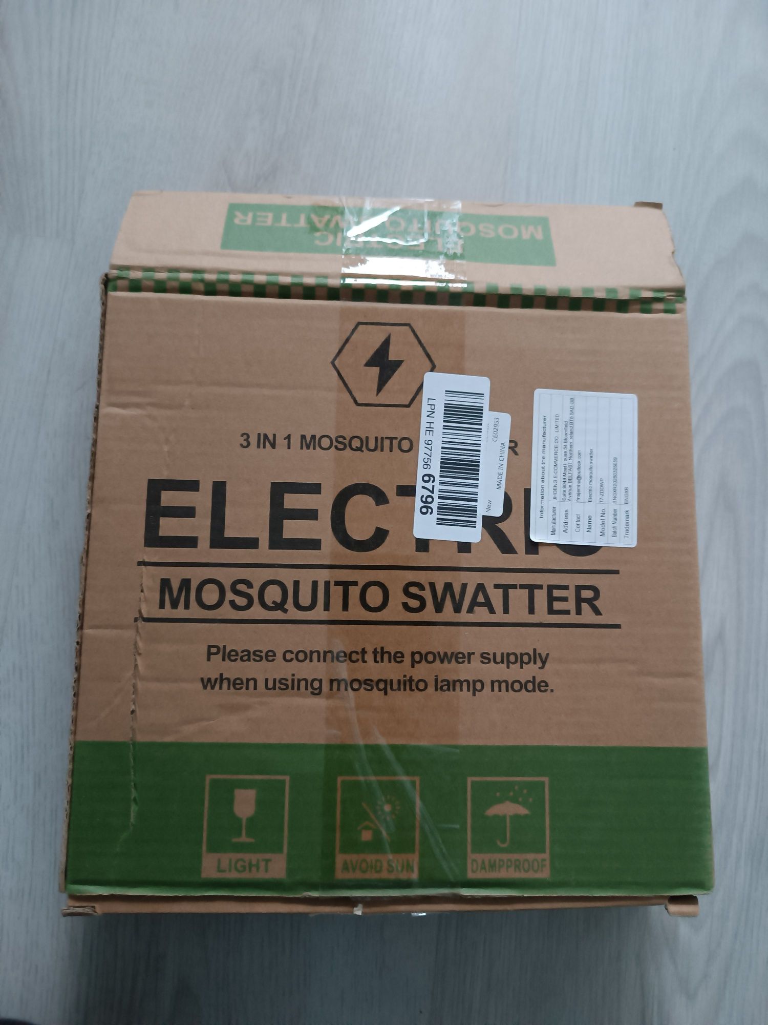 Elektroniczna łapka na muchy, komary , owady nowa