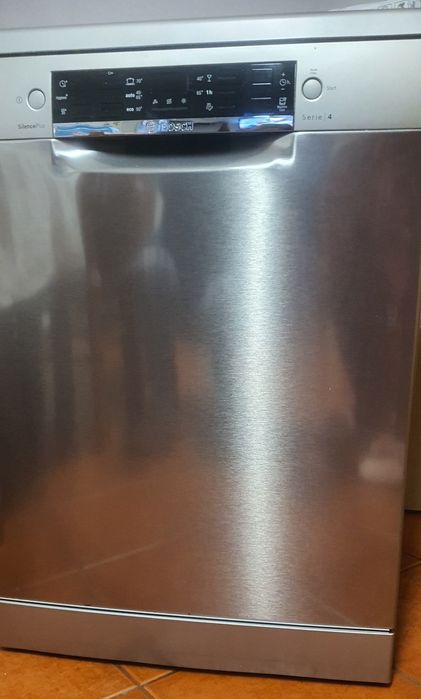 Máquina de Lavar Loiça Bosch 12 Conjuntos ver descrição