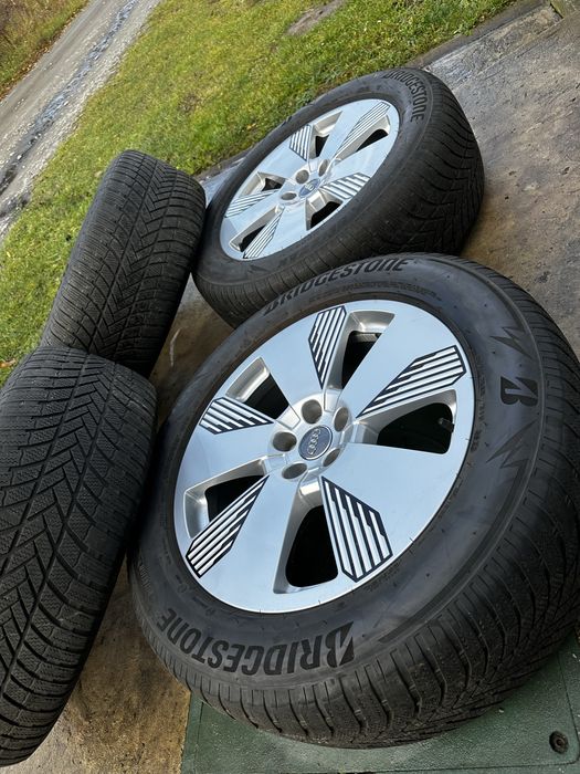 Диски 5/112 R19 Audi E-Tron Q2 A3 Q5 SQ5 A6 A8 All Road Q3 Q4 R8 RS S3