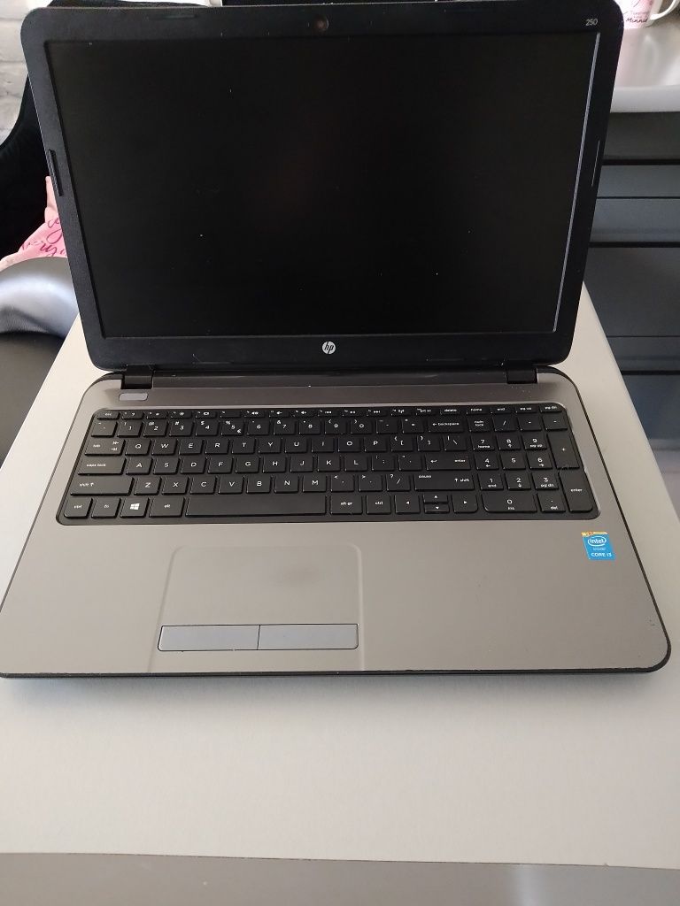 Laptop hp Desktop - LTEMMLM