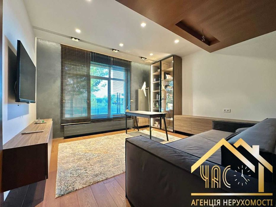 Продаж будинку з авторським ремонтом КМ Zoloche, Вишеньки