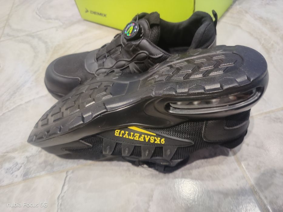 Кросівки ботінкі тактичні не пробіваєма подошва