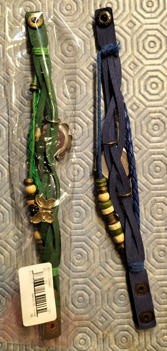 Vendo relógios com pulseiras