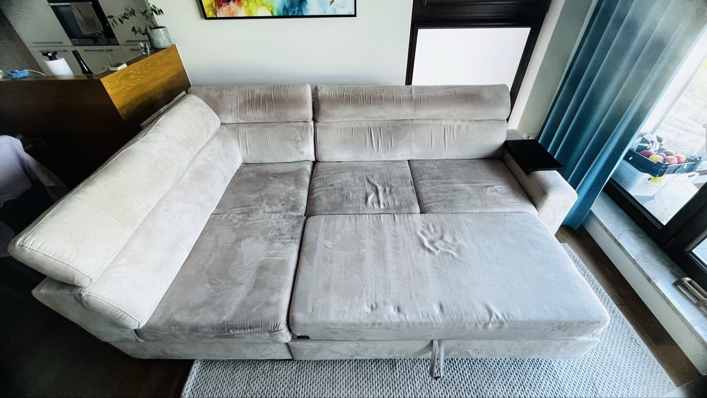 Narożnik z funkcją spania i pojemnikiem