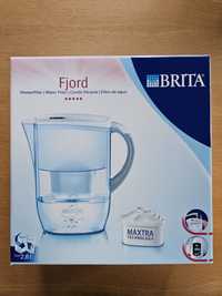 Dzbanek filtrujacy Brita Fjord +1 filtr maxtra