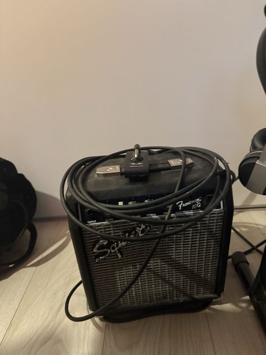 Gitara Elektryczna Fender Squier Stratocaster + Mustang + Frontman 10g