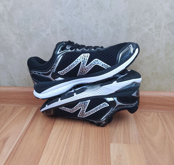 Кросівки ігрові-бігові  CRIVIT, 38р