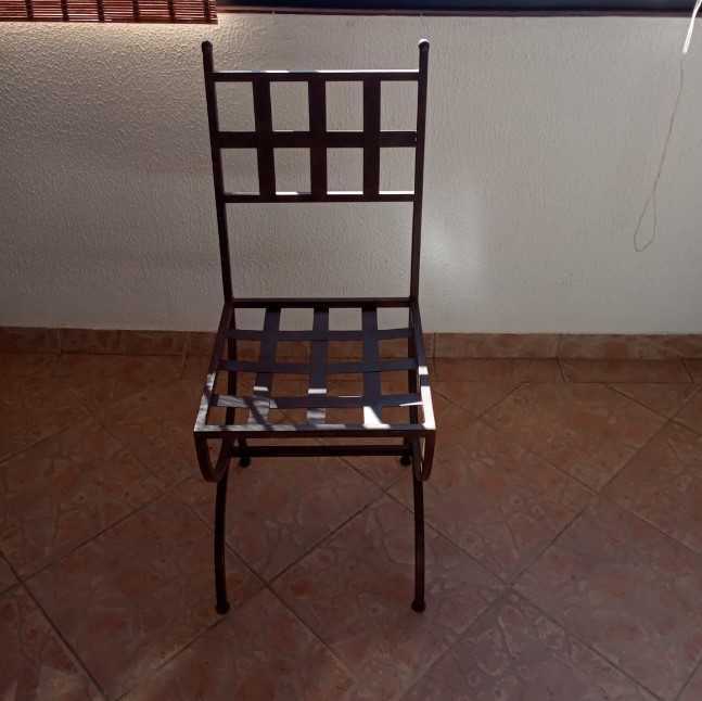 Cadeira de Ferro