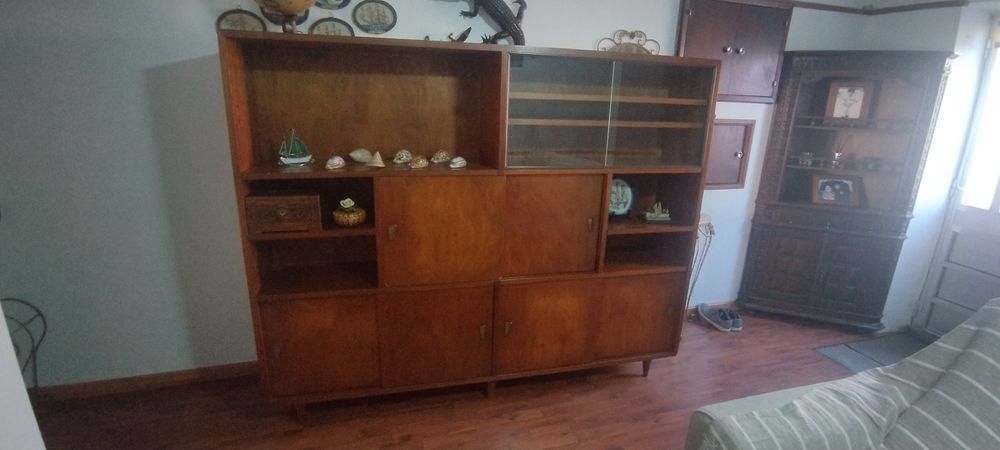 Móvel expositor antigo