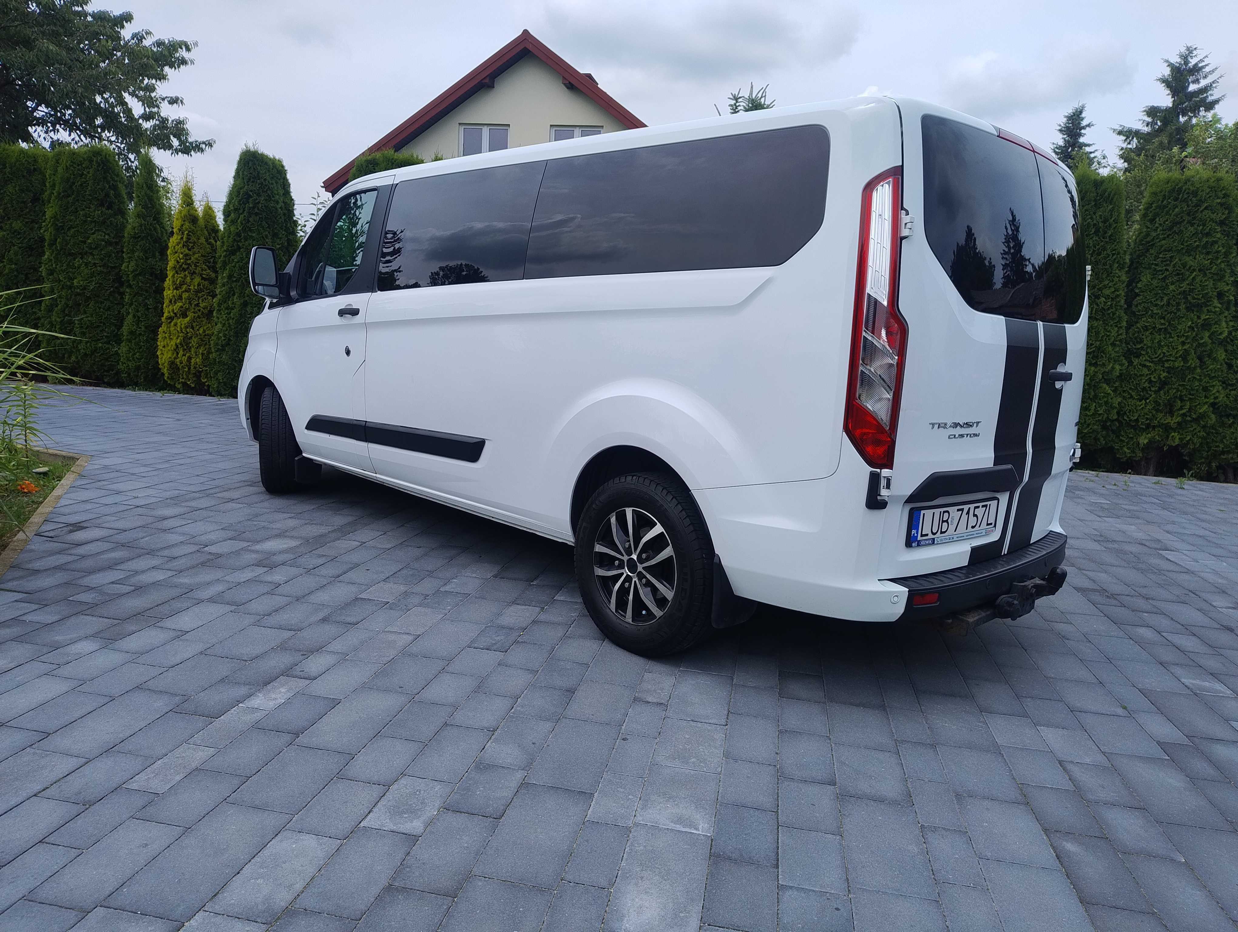 FORD Transit Custom 2018r. 9-osobowy ZADBANY