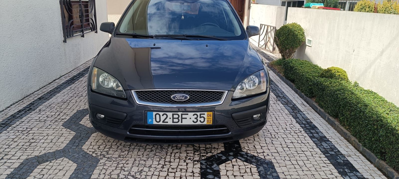 Ford Focus 1.6 TDCi – 110cv – Nacional – Bem estimado