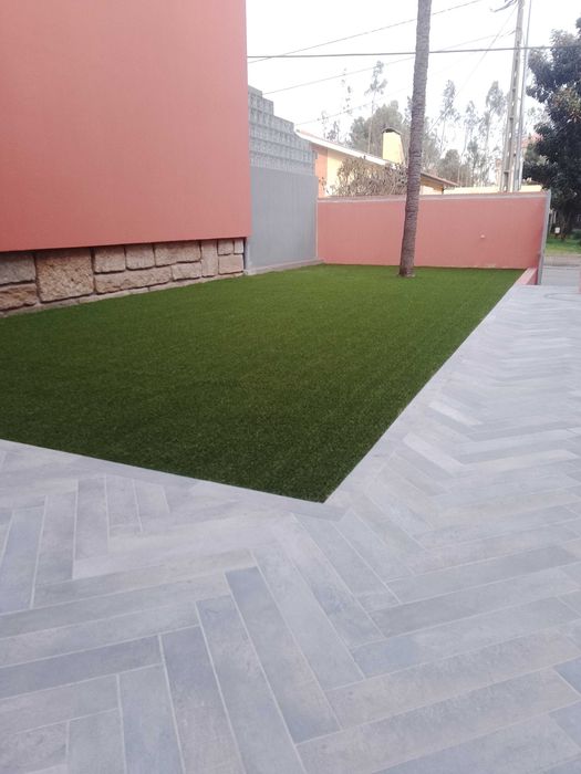 Jardinagem / Podas de sebes e árvores / Limpezas de terrenos