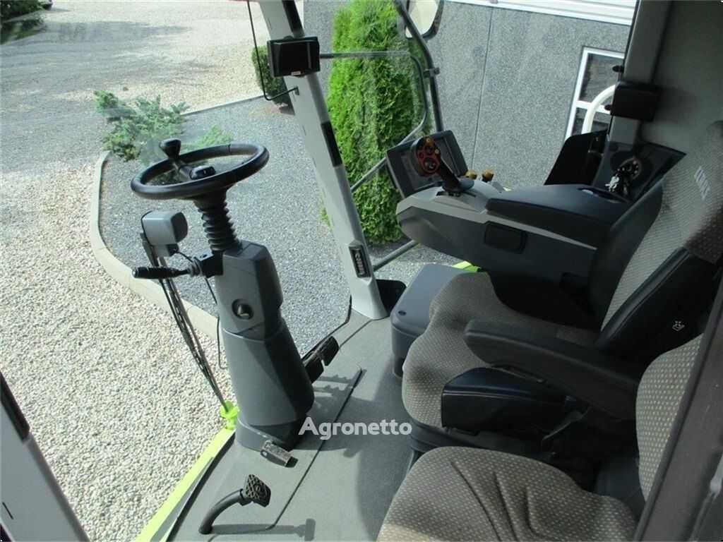Claas LEXION 750