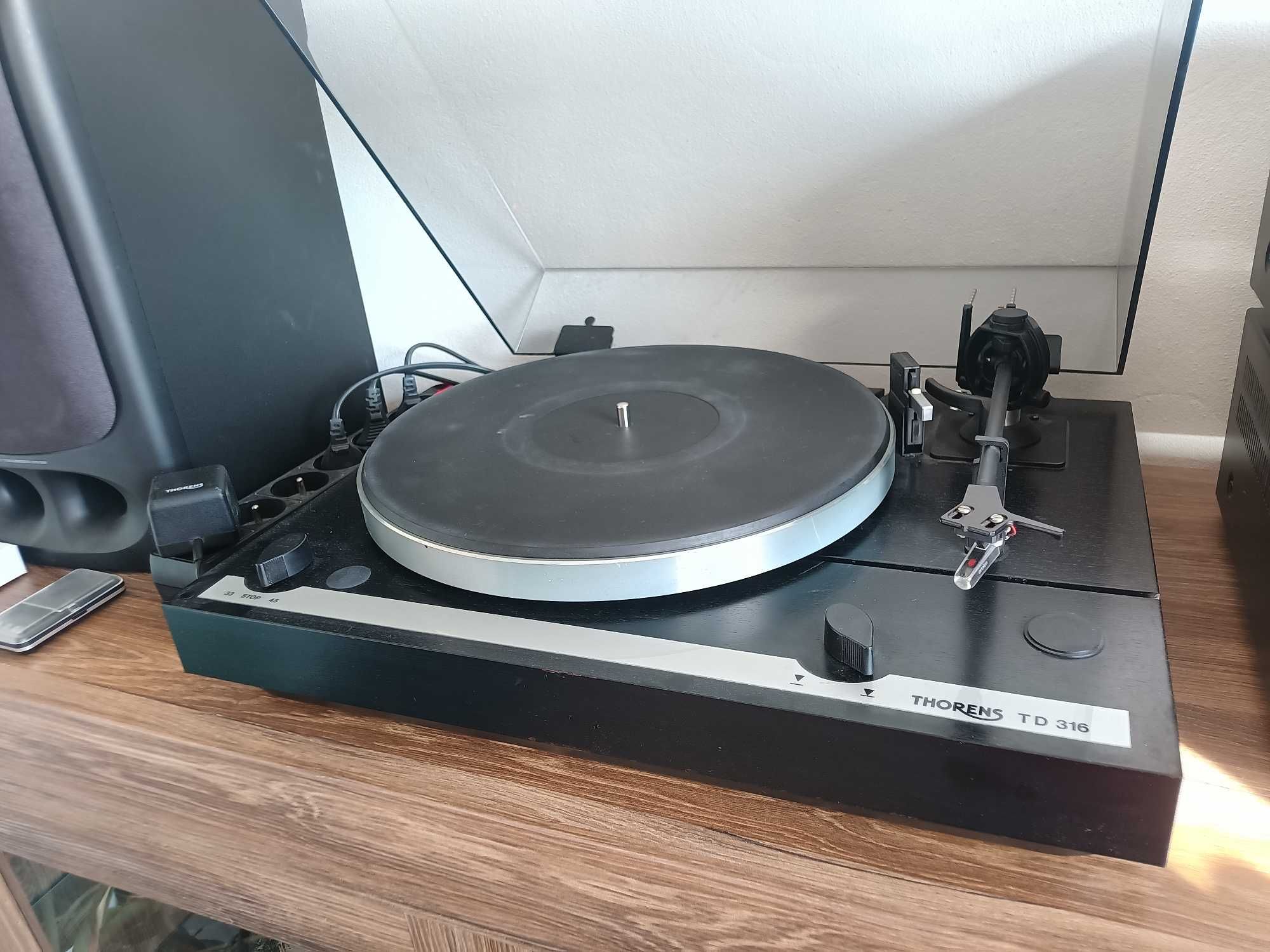Gramofon Thorens TD 316