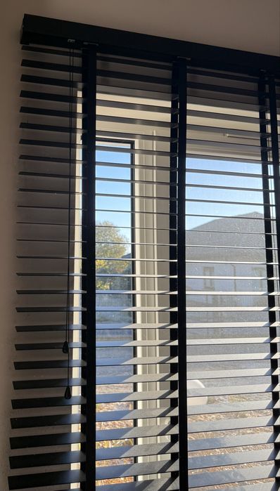 Roleta czarna drewniana 160/230.Odbiór tylko osobisty