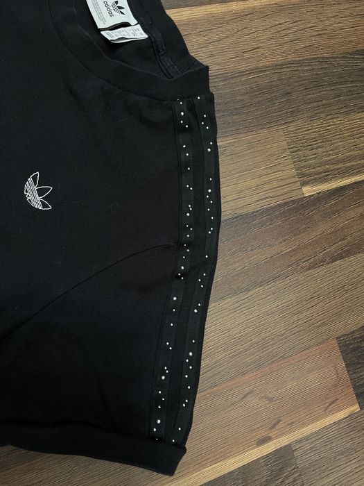 Футболка бренду adidas