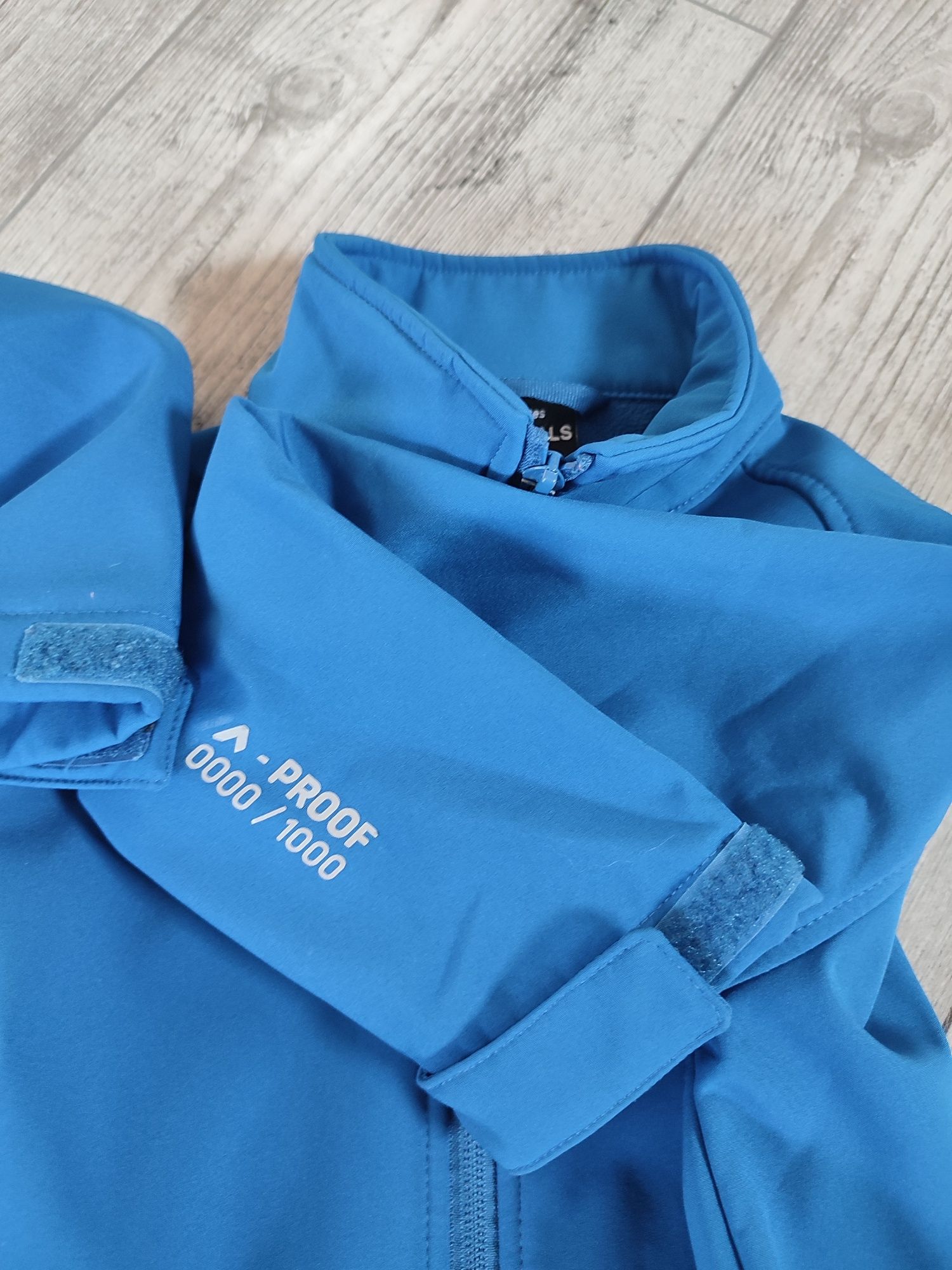 Softshell chłopięcy r.122 Martes wodoodporny