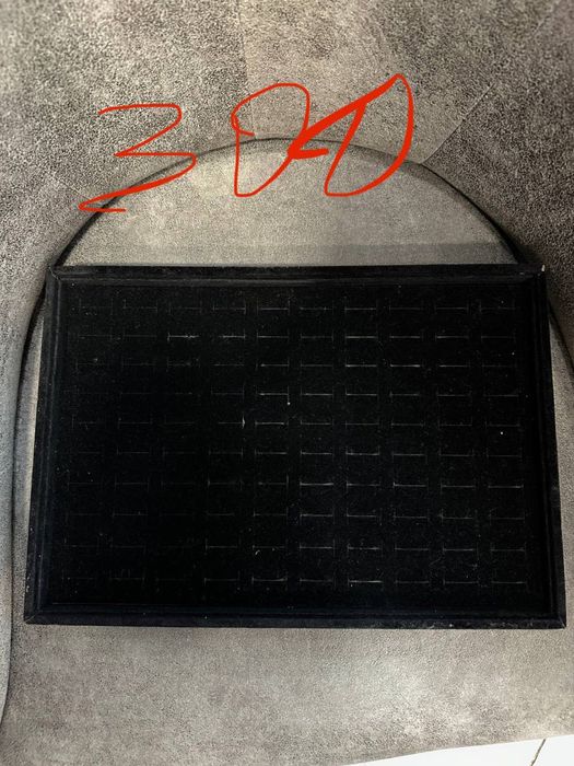 Подставки, планшети , стойки для бижутерии и позолоти