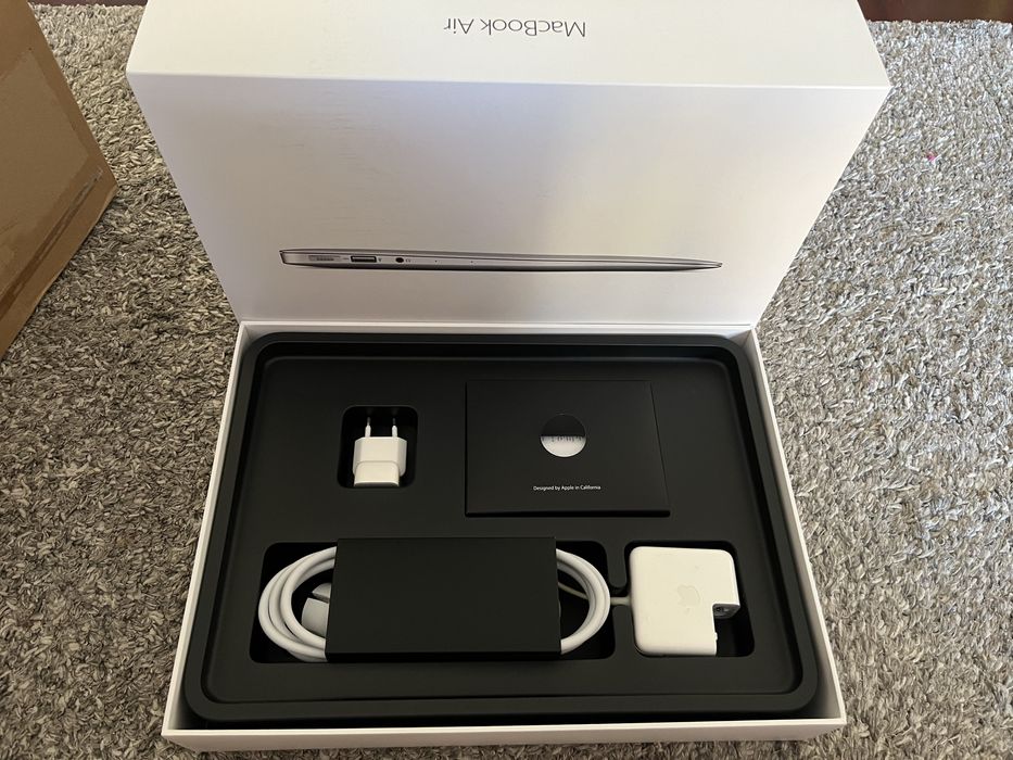 MacBook air 13”