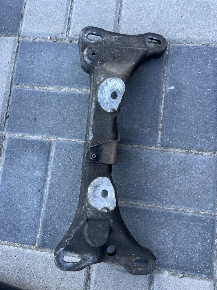 Podpora łapa skrzyni biegów bmw e46 valvetronic n42 n46 automat
