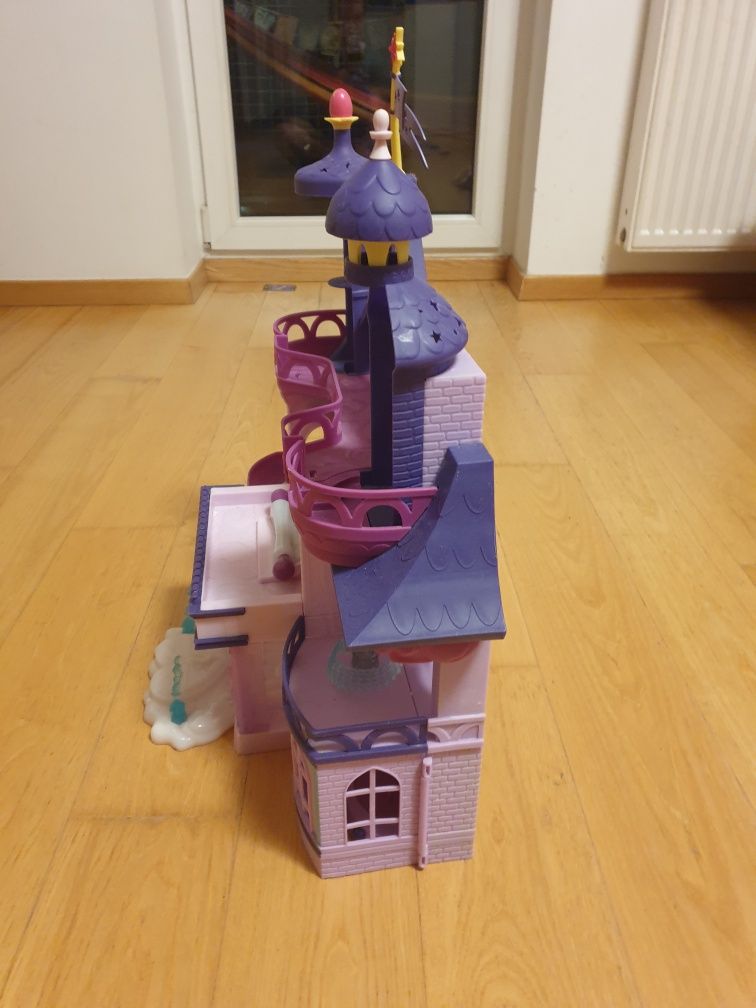 Magiczna szkoła przyjaźni twilight sparkle My Little Pony
