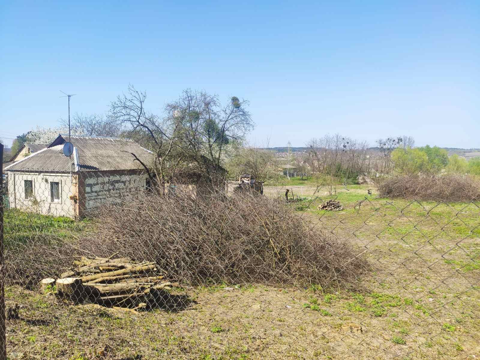 Бобриця, ділянка 27  соток забудова, центр села