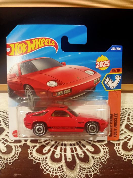 Hot Wheels Porsche 928s