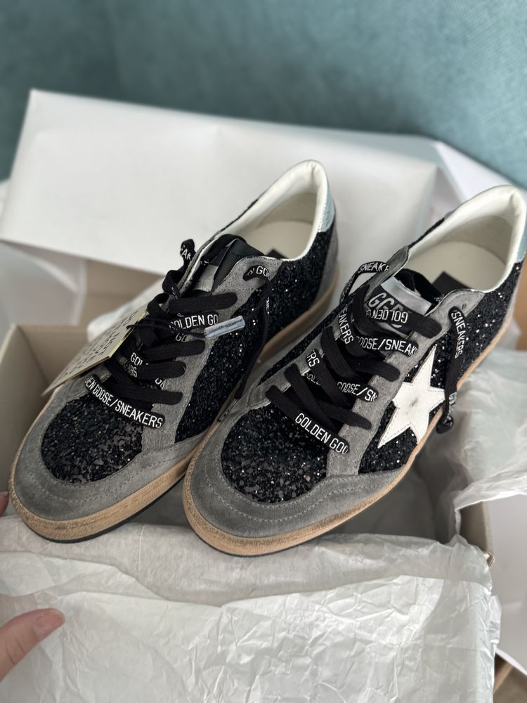 Нові, оригінал! Р.37 Golden goose