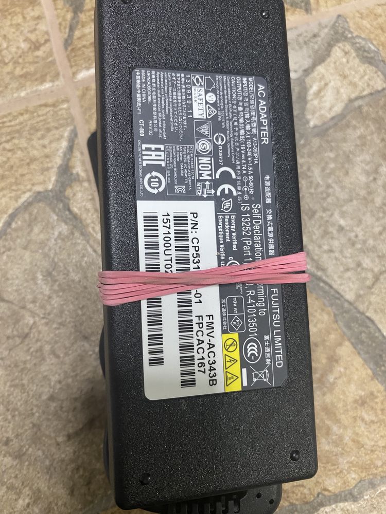 ОПТ,найнижчі ціни, Зарядні оригінал, Fujitsu 5.5x2.5 19V 65w, 80w,